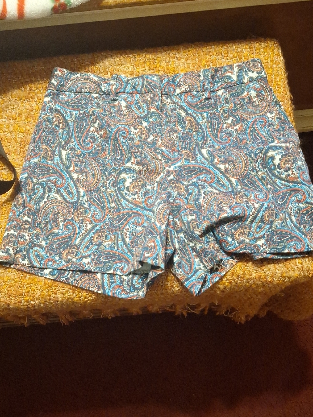 Michael Kors Paisley High-Waist Shorts Size 4. 5" Inseam. 13" From Waist To Hem